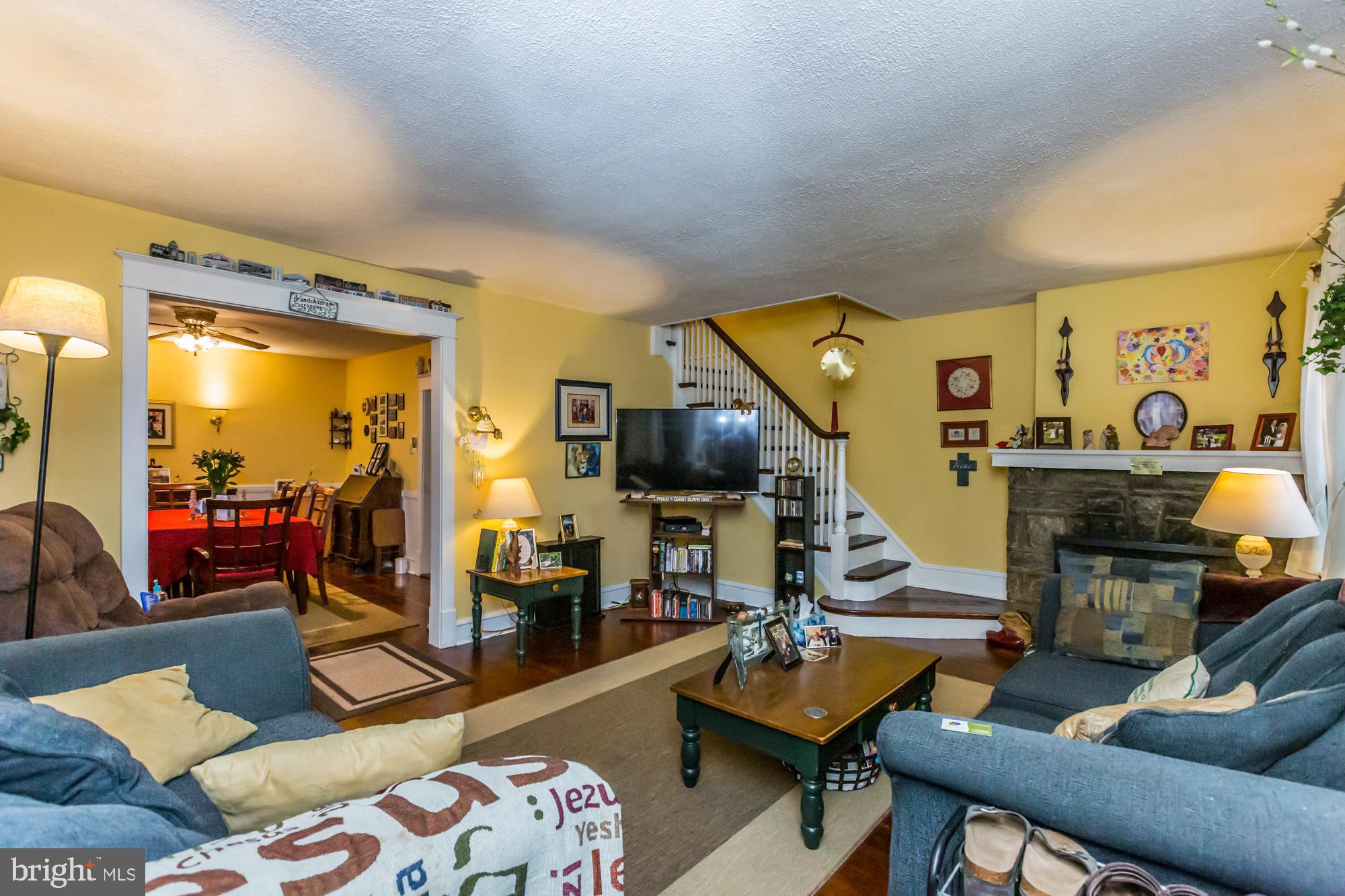 7208 Hazel Avenue Upper Darby, PA 19082 - Photo 6 of 50