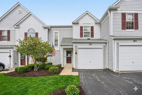 $249,900 | 202 Shadybrook Lane, Aurora, IL 60504