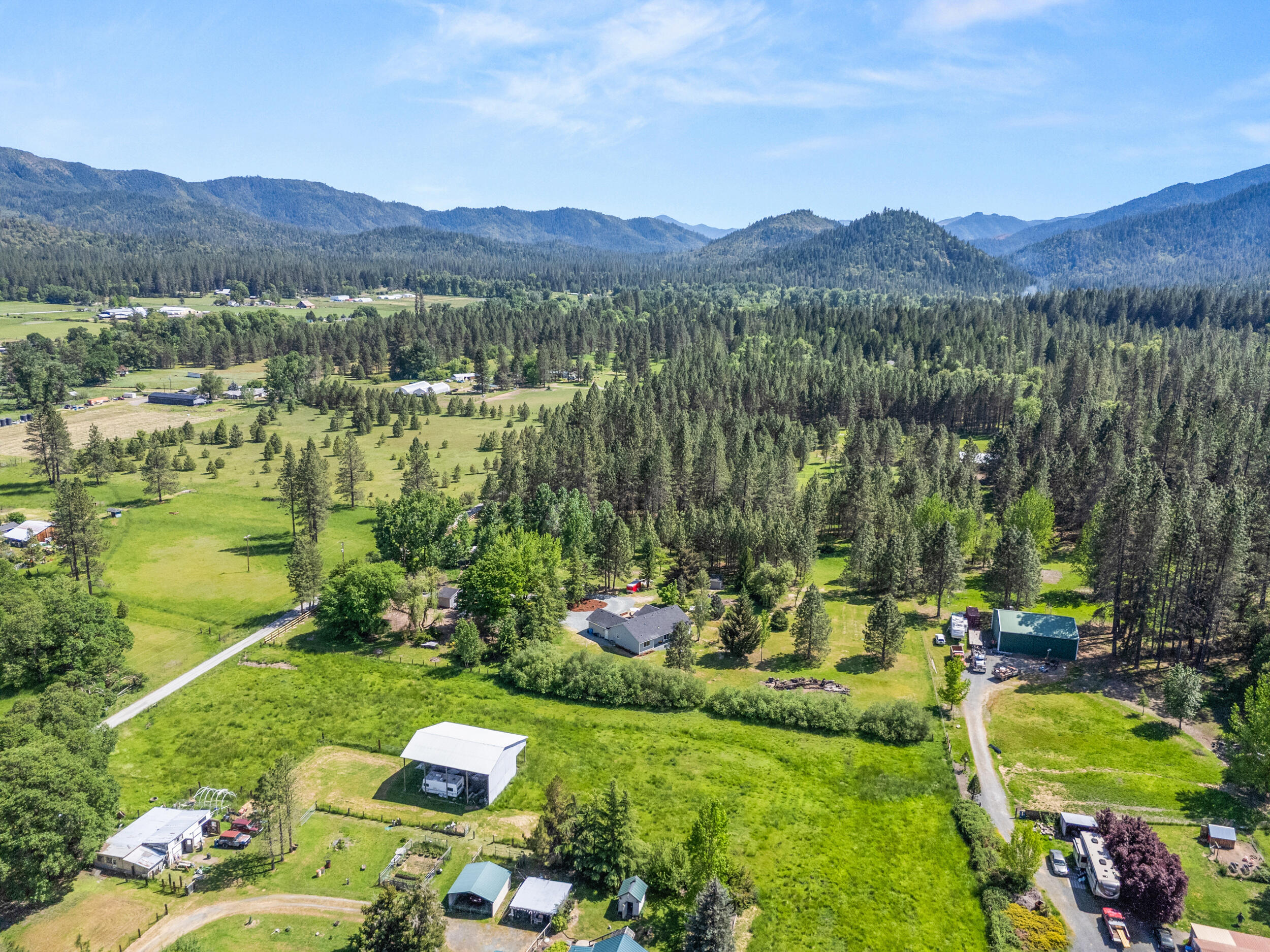 695 Minthorne Road Rogue River, OR 97537 - Photo 7 of 48 8_695 minthorne rd - drone - 8