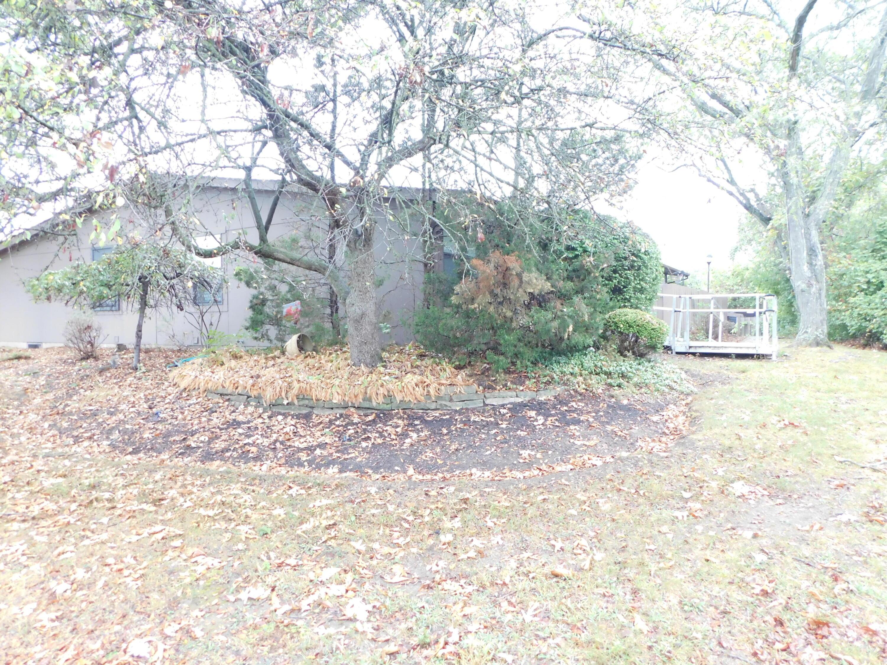 5849 Red Apple Road Columbus, OH 43232 - Photo 1 of 2 Front