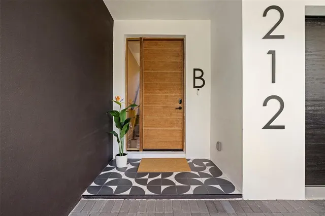 $999,000 | 212 West Euclid Avenue, Unit B, Tampa, FL 33602