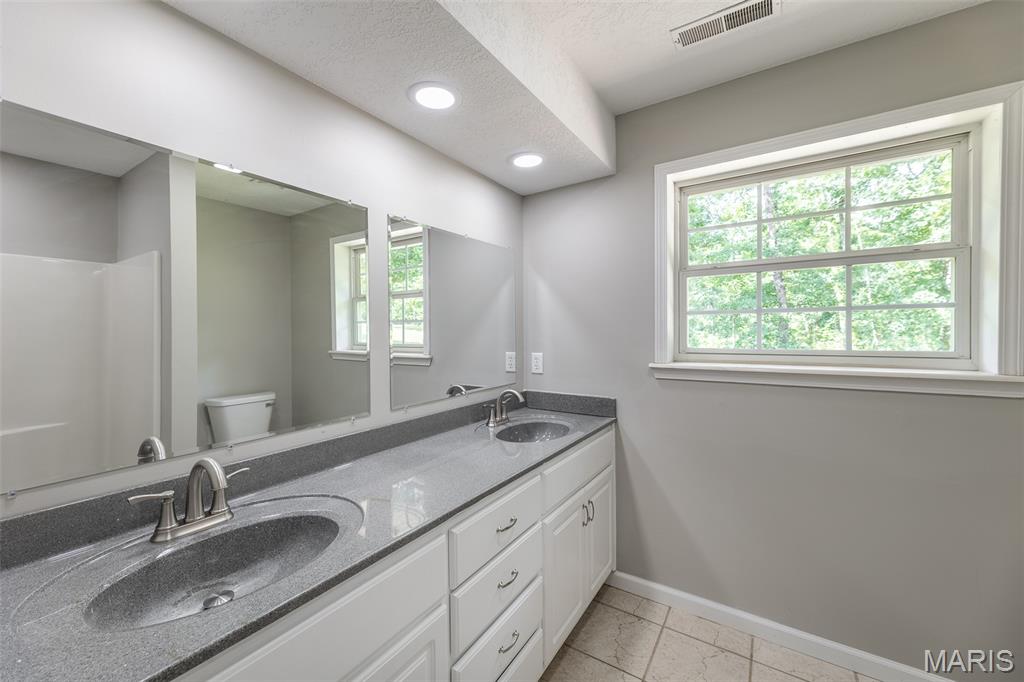 251 Rival Lane Poplar Bluff, MO 63901 - Photo 21 of 43