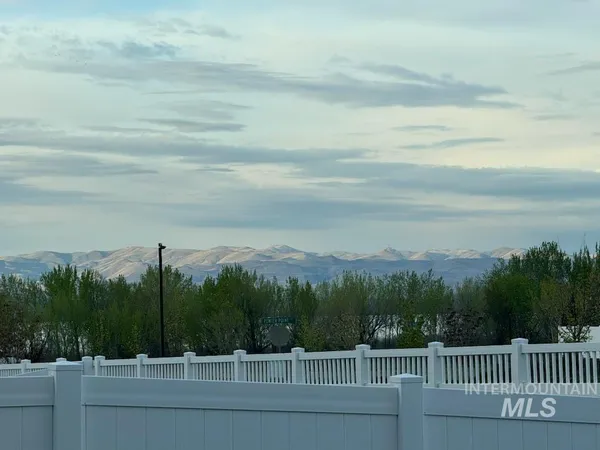 $643,900 | 15097 Steel Cloud Avenue, Caldwell, ID 83607