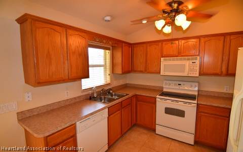 452 Detroit Road Lake Placid, FL 33852 - Photo 5 of 20 Gallery Image 5