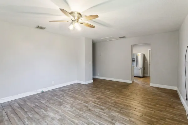 $2,750 | 2227 Northeast 3rd Avenue, Unit 2, Delray Beach, FL 33444