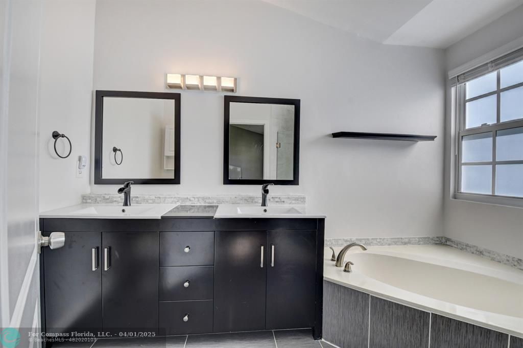 9525 Boca River Circle Boca Raton, FL 33434 - Photo 12 of 25