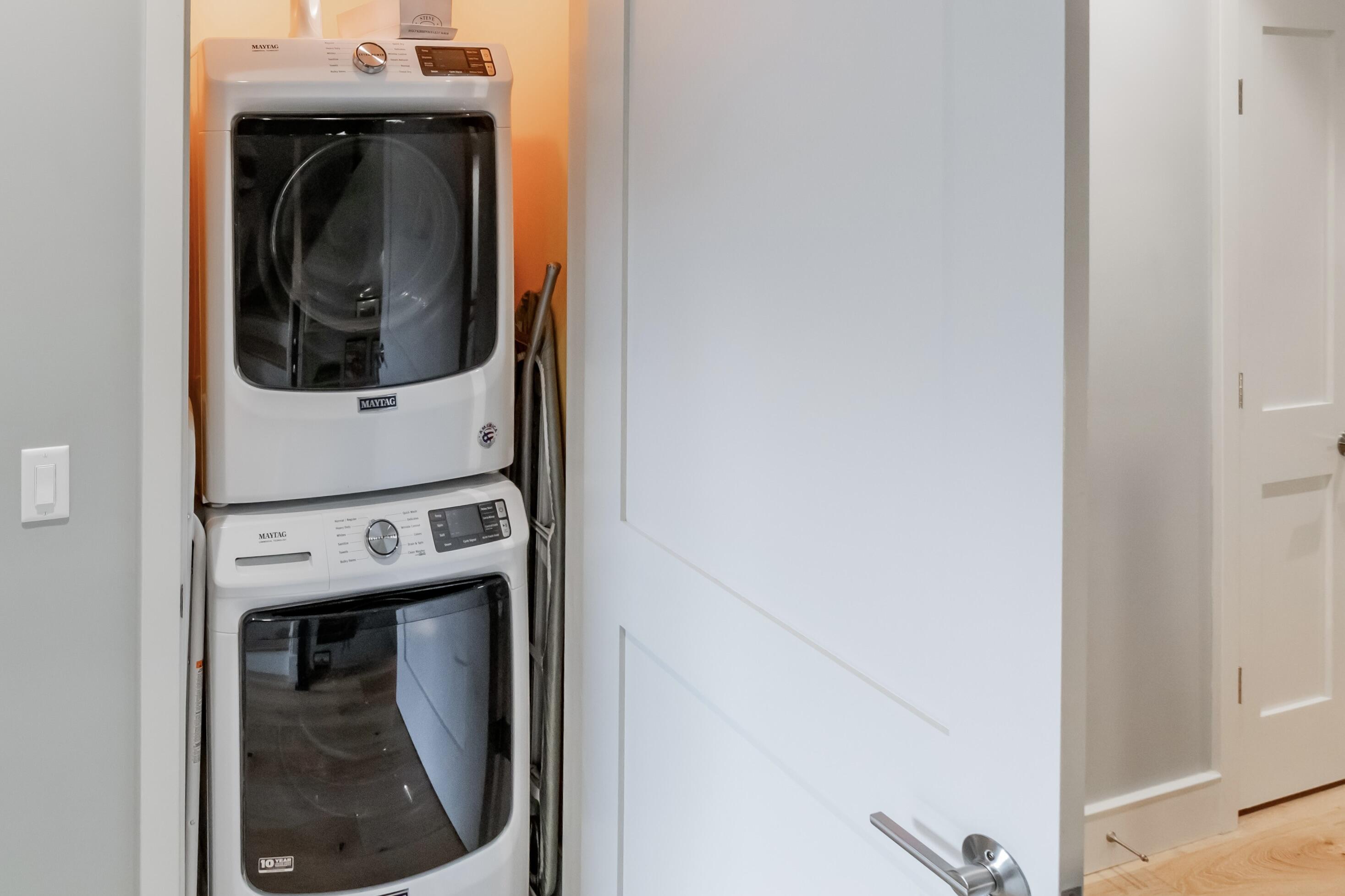 749 Congress Street, Unit 5 Portland, ME 04102 - Photo 28 of 50 26 6ECD0CCC-2C6F-4E94-B95A-3C8D7343A7EE_