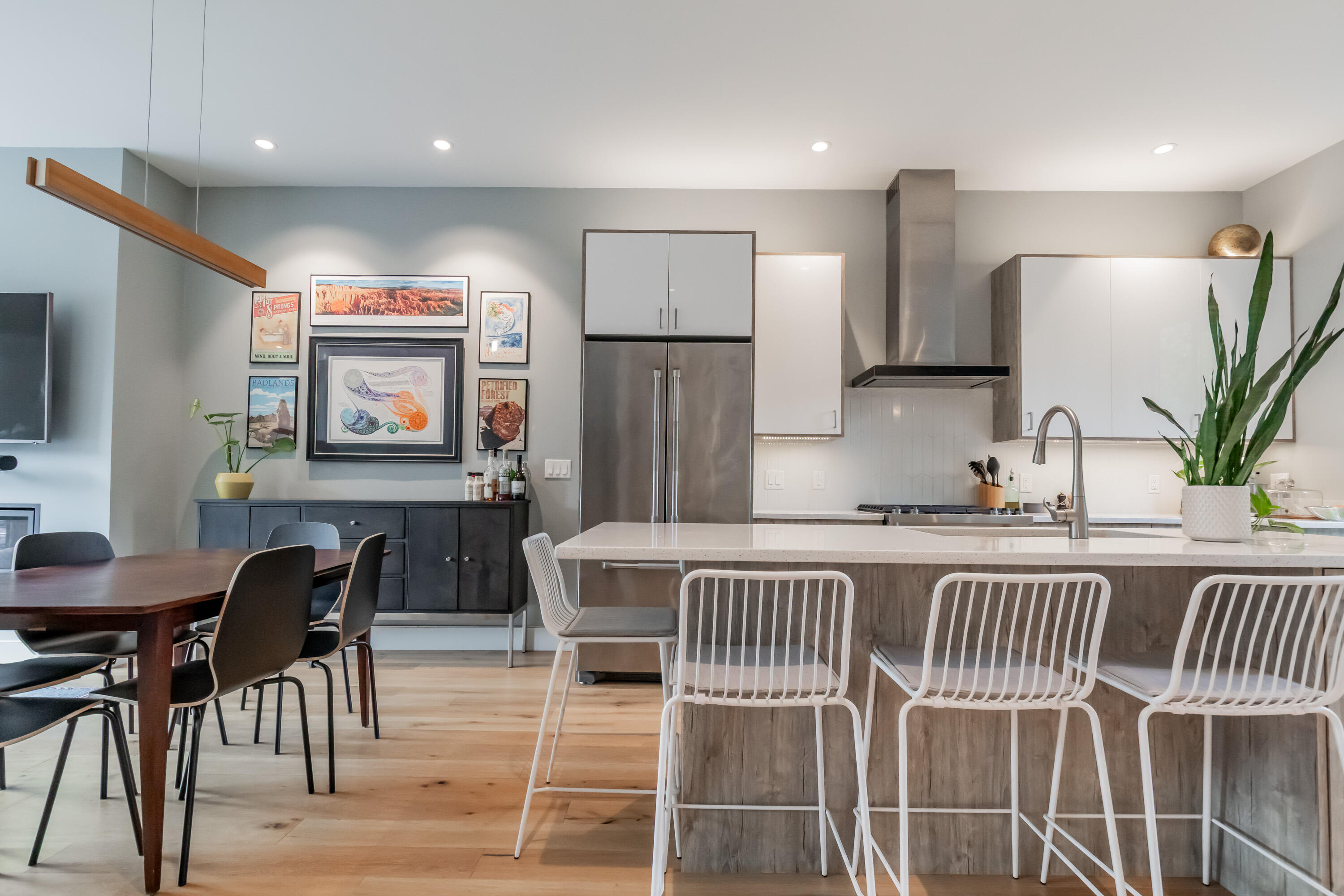 749 Congress Street, Unit 5 Portland, ME 04102 - Photo 4 of 50 20250702ms-81008