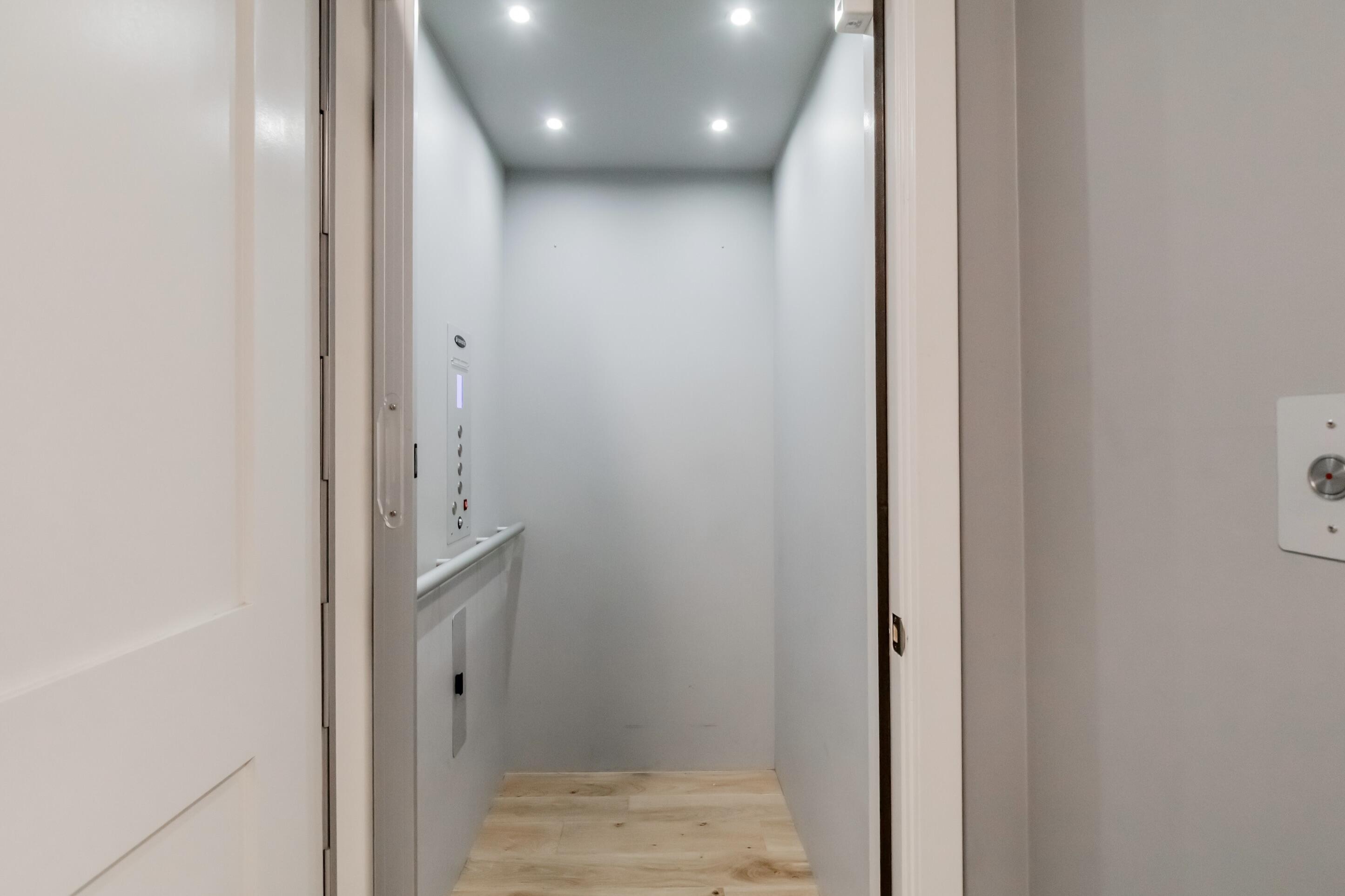 749 Congress Street, Unit 5 Portland, ME 04102 - Photo 43 of 50 42 82C34899-598E-417A-9334-E7D9B7929455_