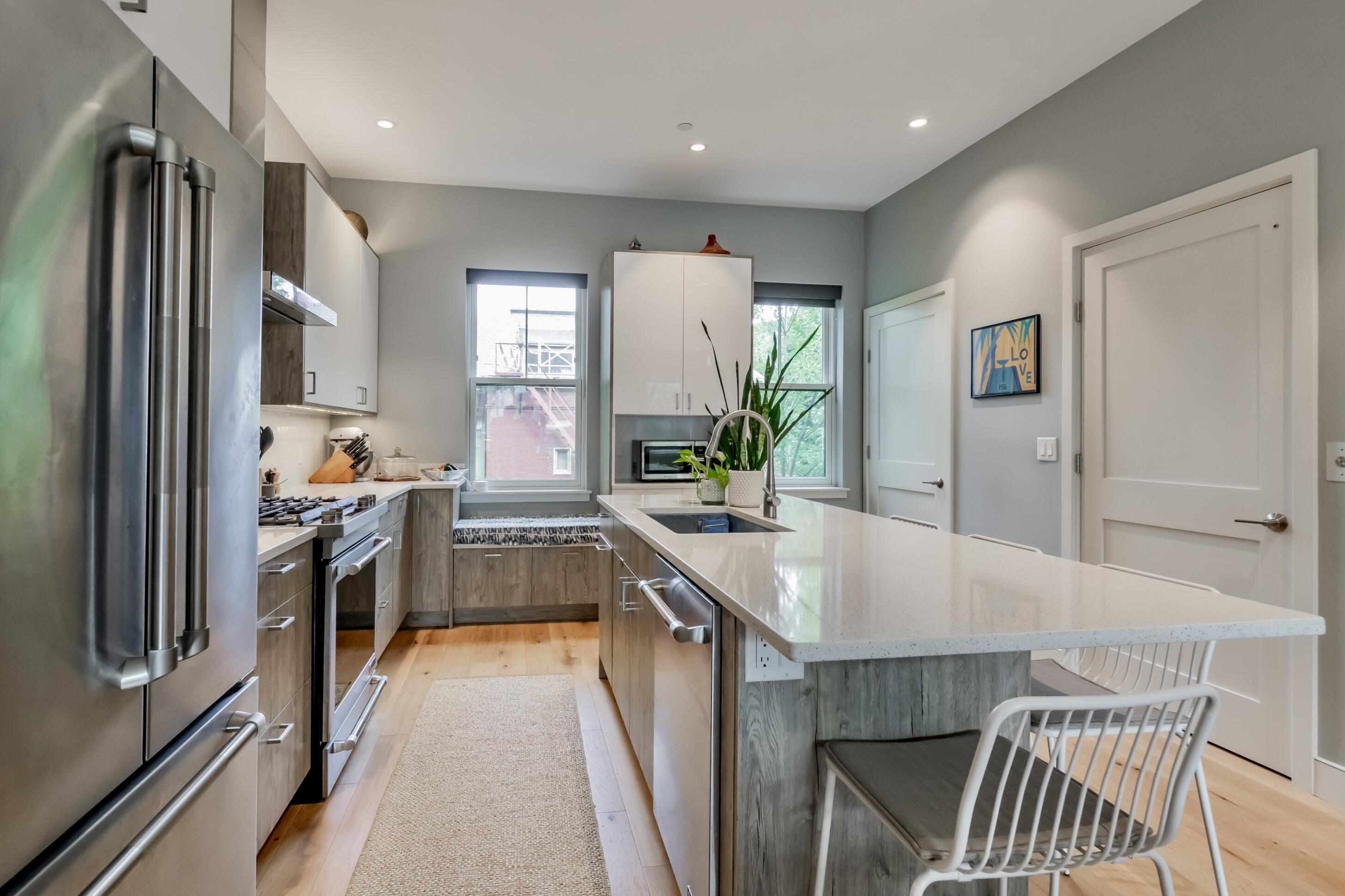 749 Congress Street, Unit 5 Portland, ME 04102 - Photo 6 of 50 08 D299C787-875E-434E-B1EE-93A52B309D50_