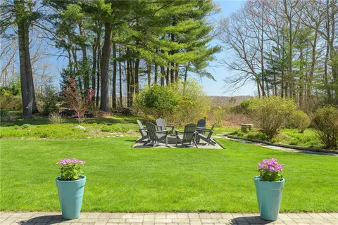 $925,000 | 20 Bullock Avenue, Barrington, RI 02806