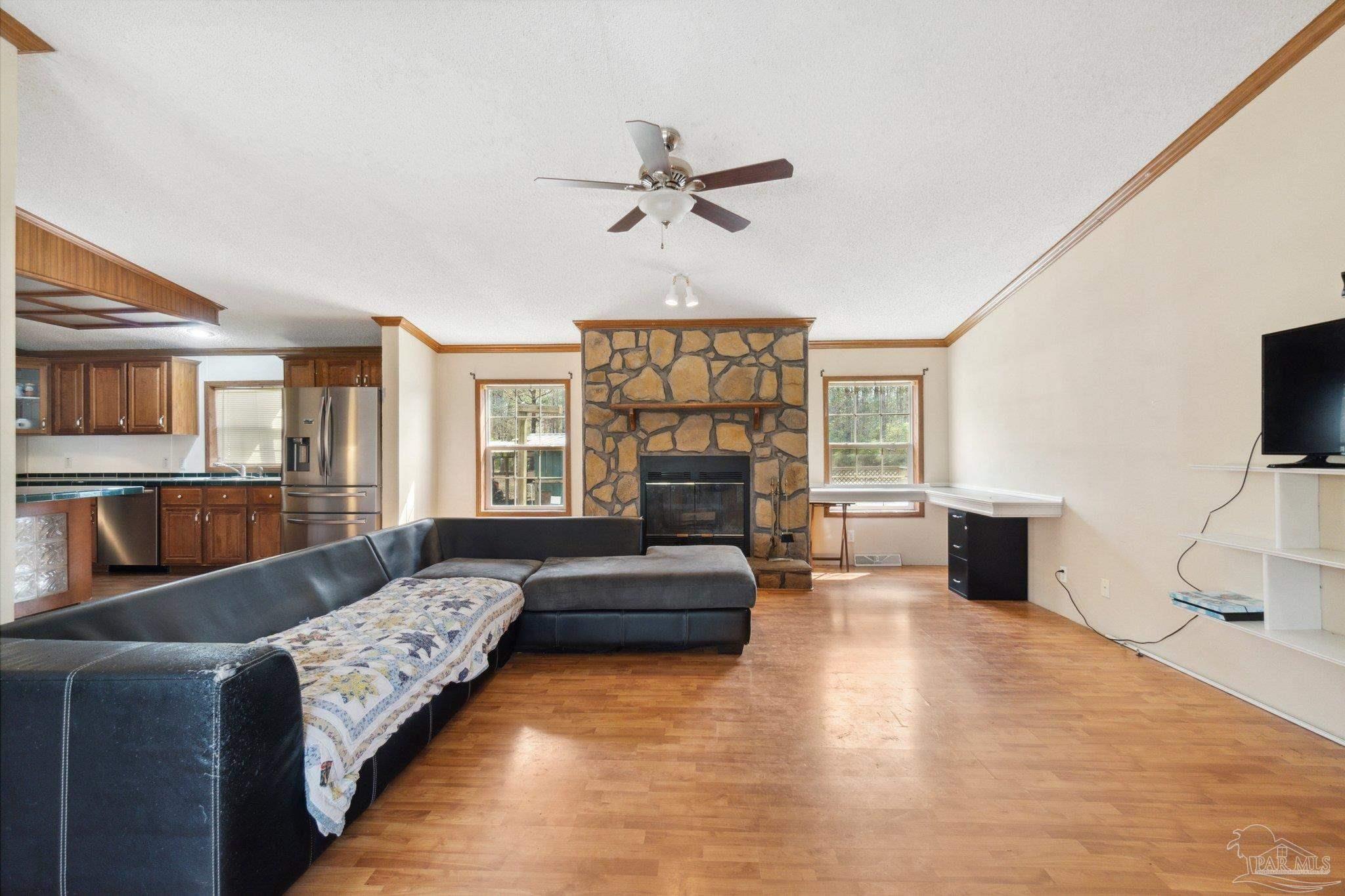 8949 Buddy Hardy Road Milton, FL 32570 - Photo 14 of 50 Gallery Image 14