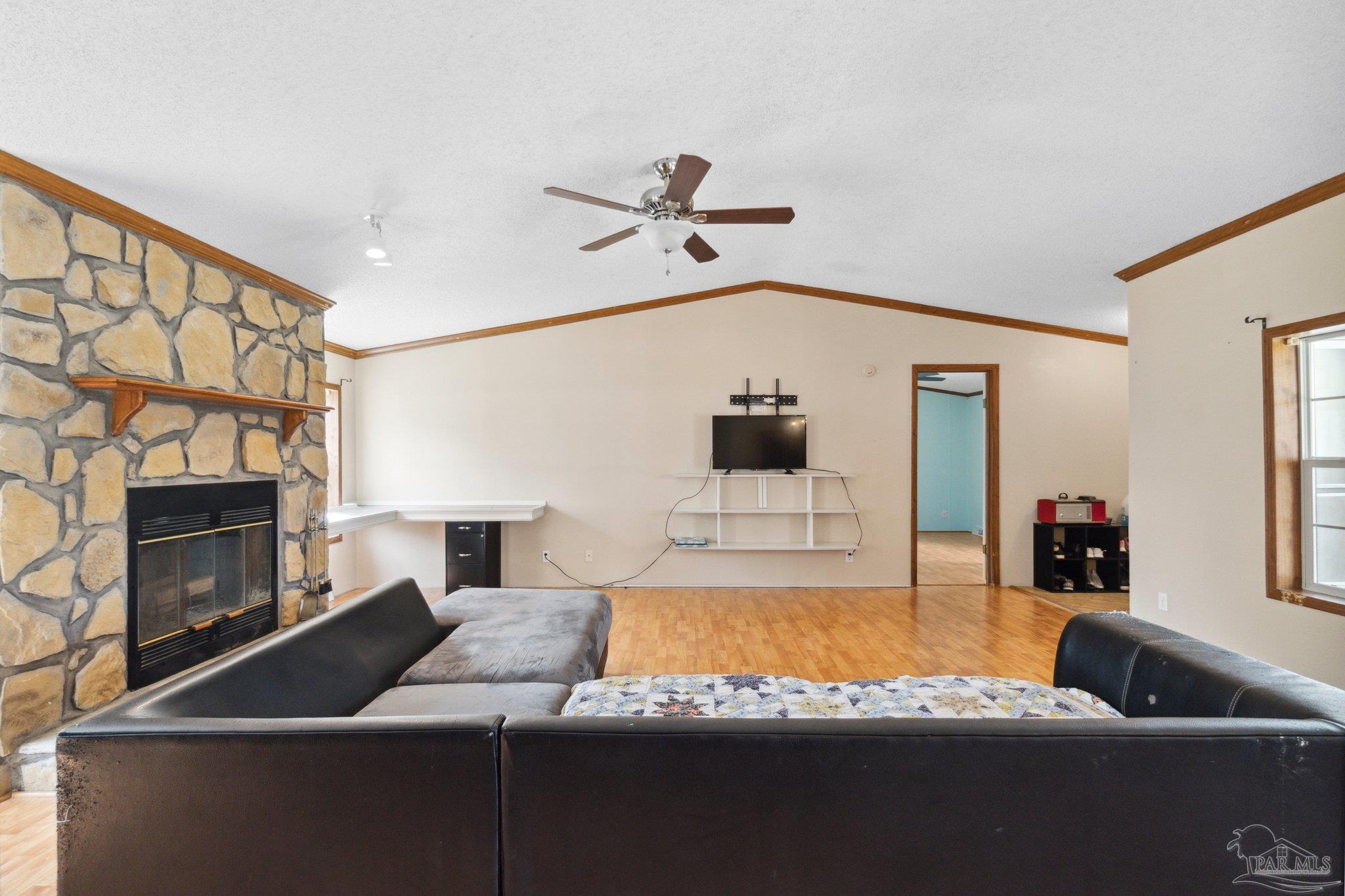 8949 Buddy Hardy Road Milton, FL 32570 - Photo 16 of 50 Gallery Image 16