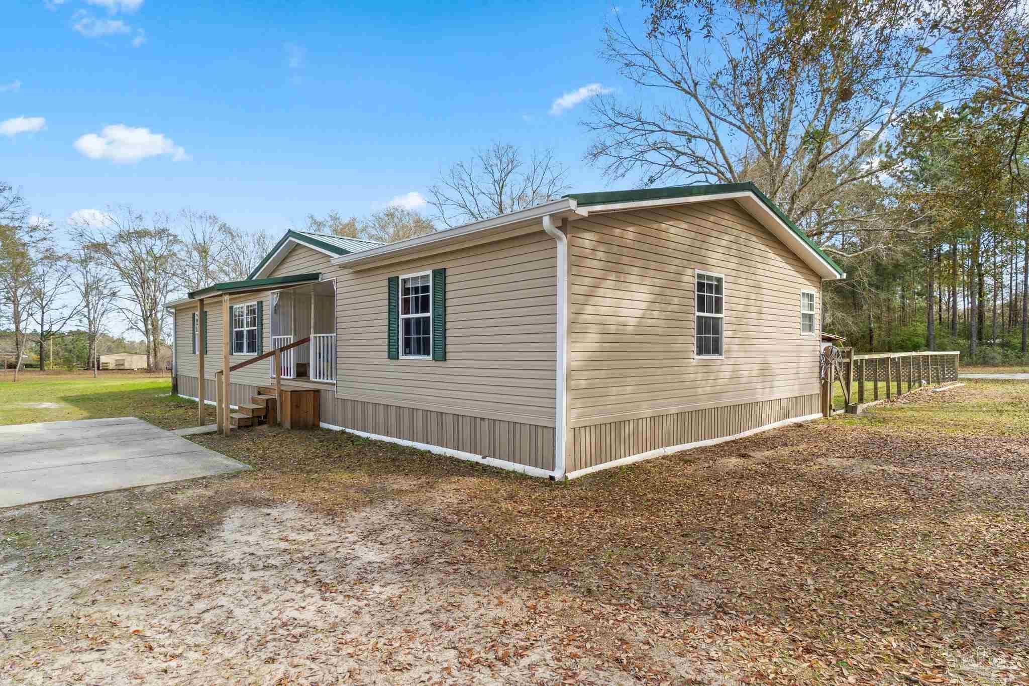 8949 Buddy Hardy Road Milton, FL 32570 - Photo 2 of 50 Gallery Image 2