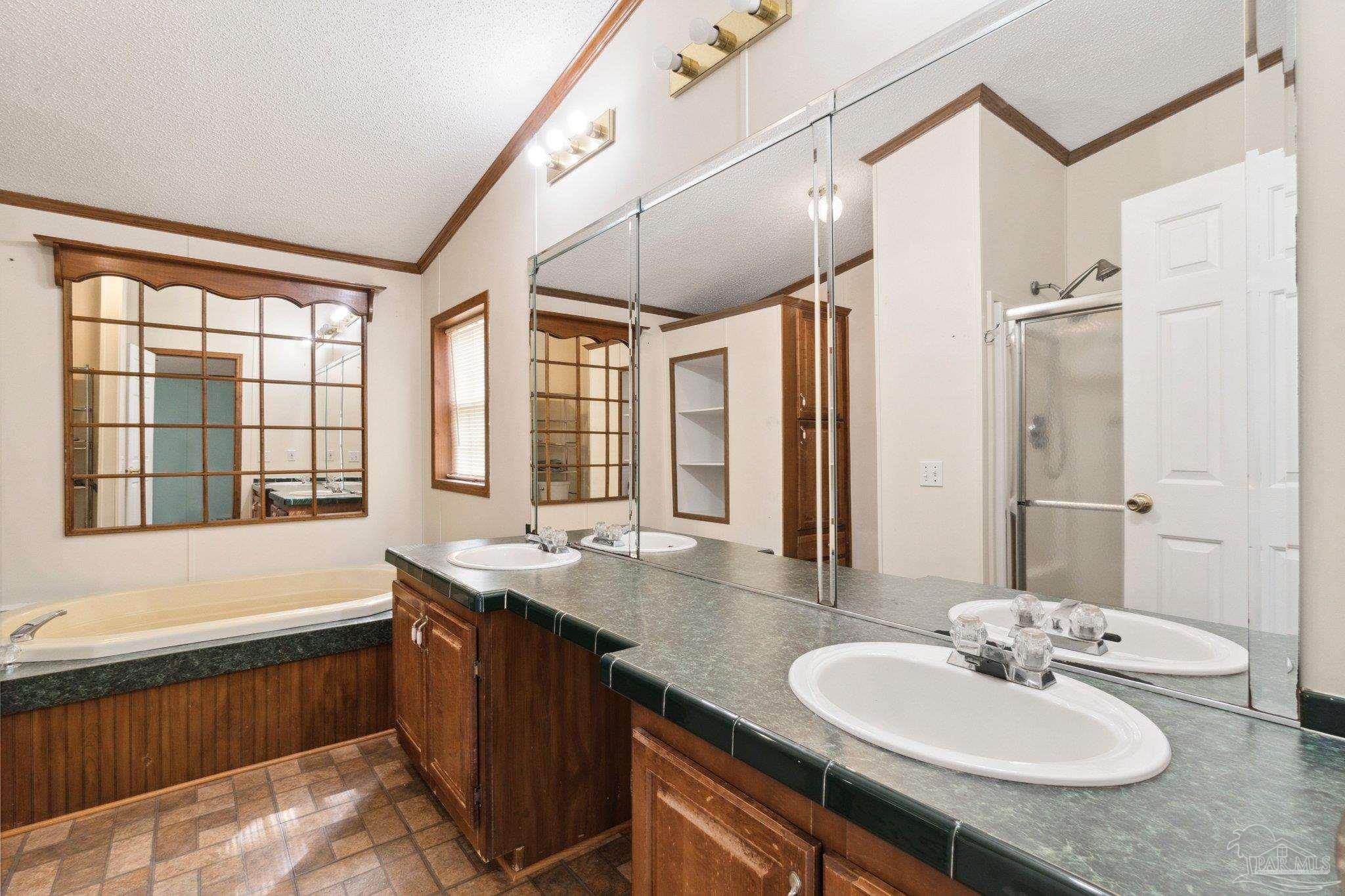 8949 Buddy Hardy Road Milton, FL 32570 - Photo 9 of 50 Gallery Image 9