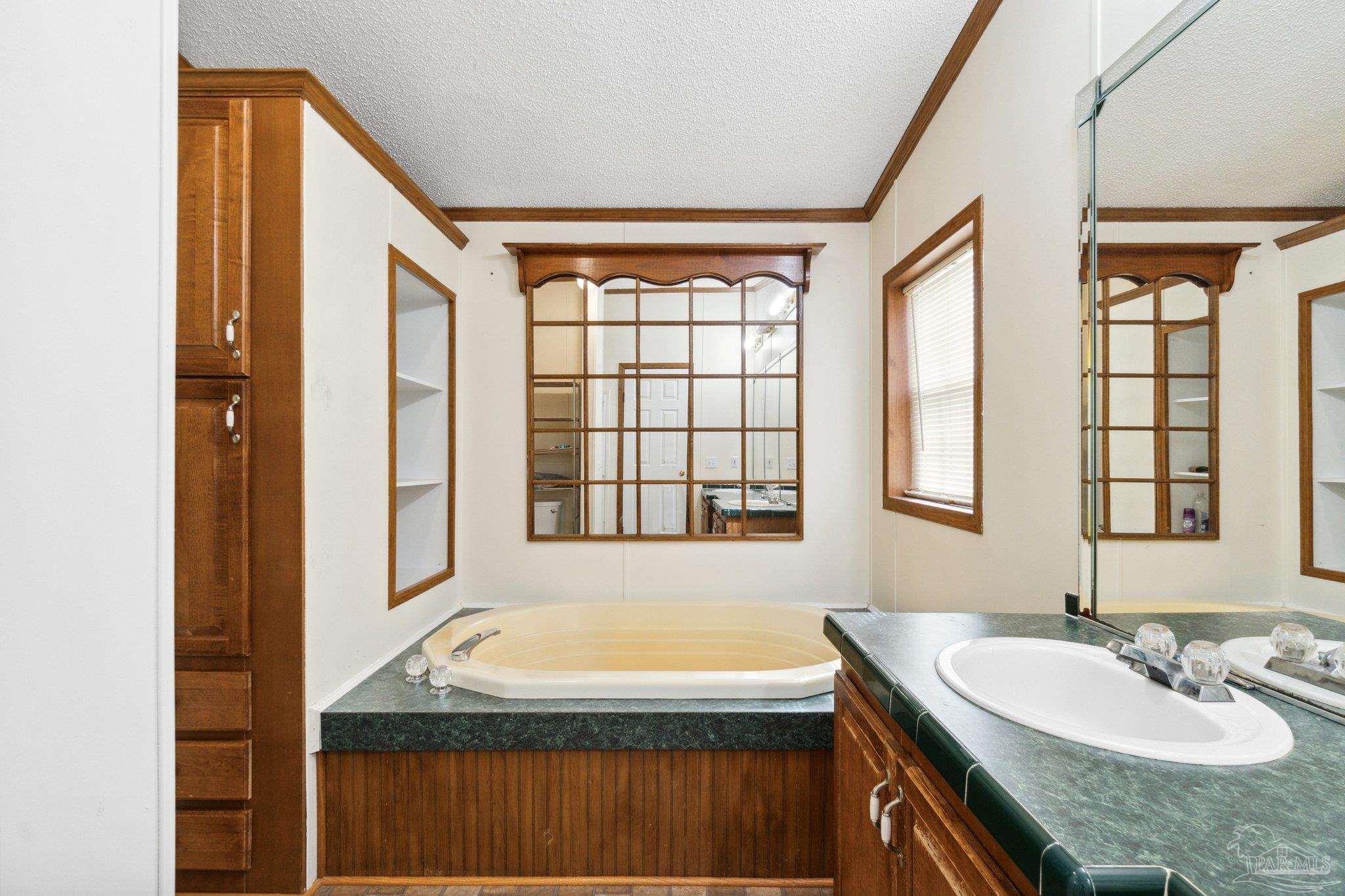 8949 Buddy Hardy Road Milton, FL 32570 - Photo 10 of 50 Gallery Image 10