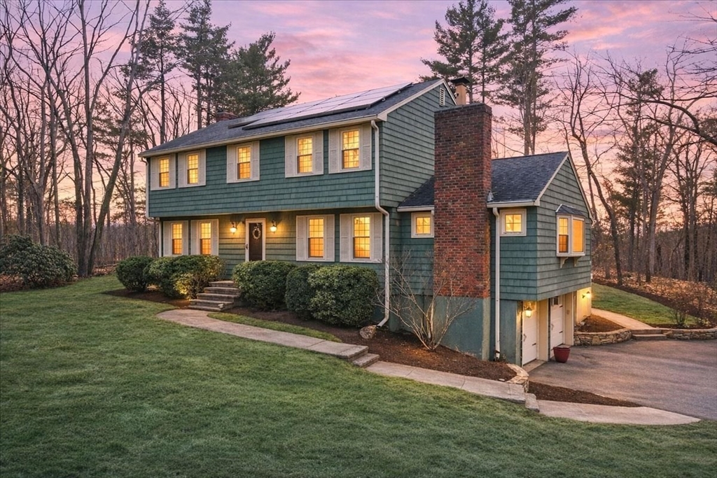 32 Snyder Road Medfield, MA 02052 - Photo 1 of 42 Gallery Image 1