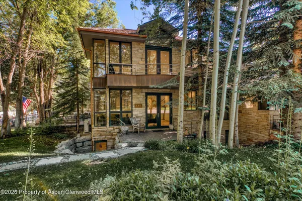 $12,250,000 | 736 West Smuggler Street, Unit B, Aspen, CO 81611