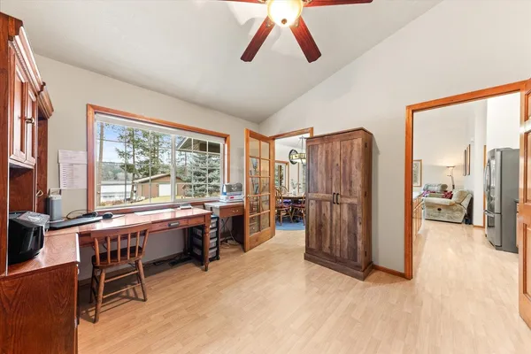 $500,000 | 42324 North Sylvan Road, Elk, WA 99009