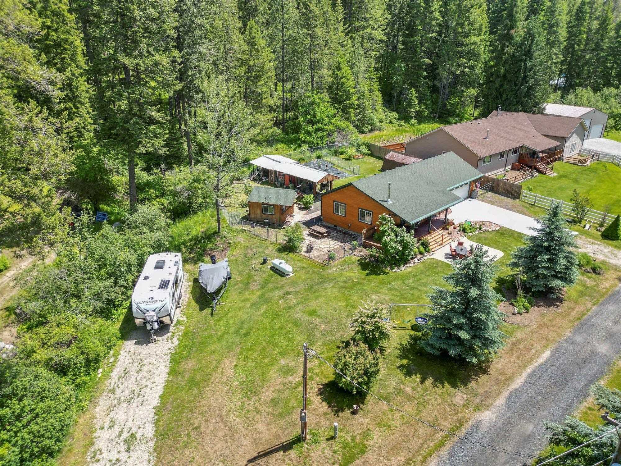 42324 North Sylvan Road Elk, WA 99009 - Photo 38 of 44