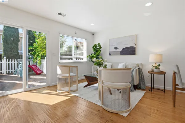 $1,150,000 | 8318 Mulberry Place, Dublin, CA 94568