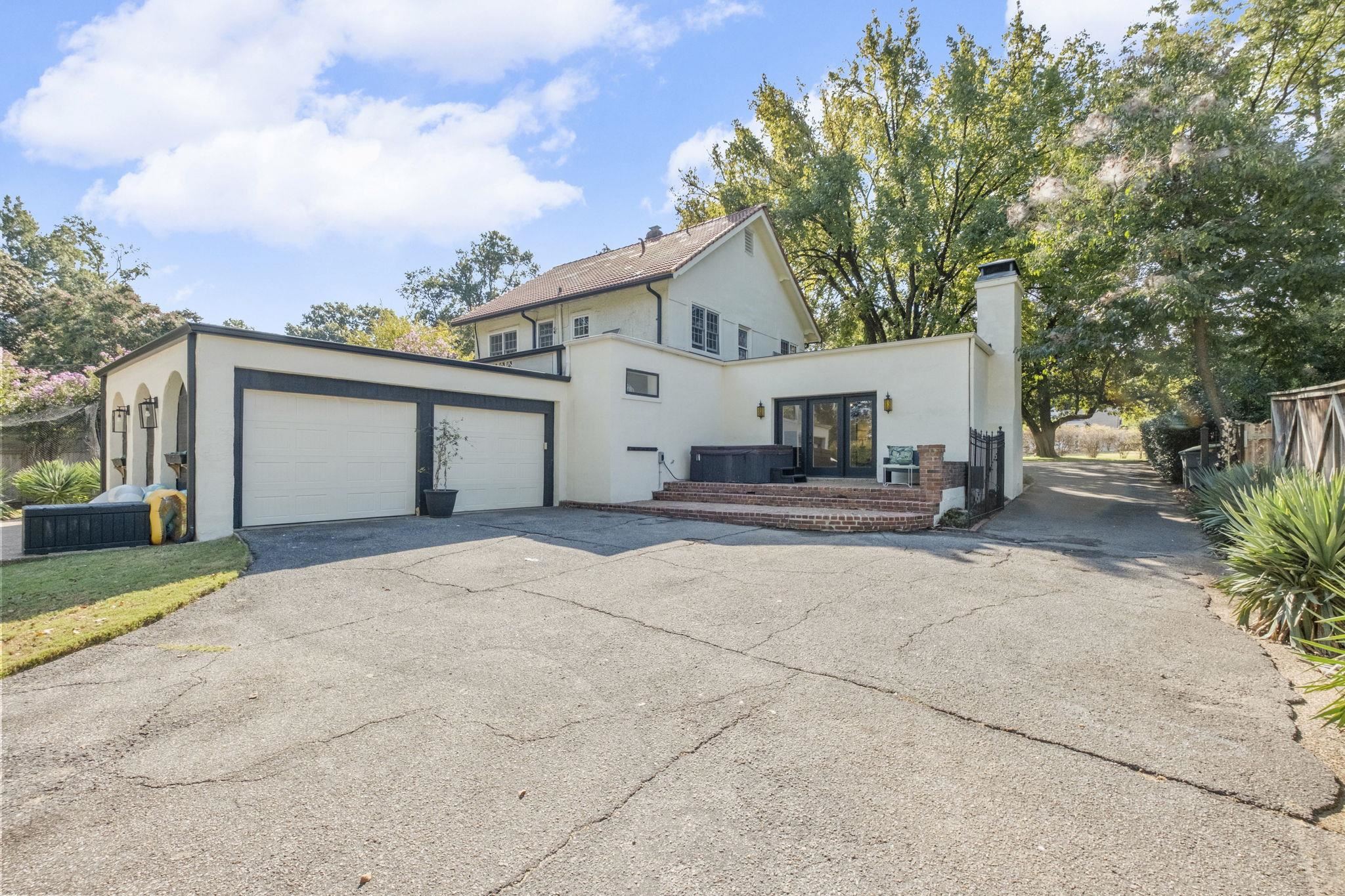 4002 Walnut Grove Road Memphis, TN 38117 - Photo 36 of 40 Gallery Image 36