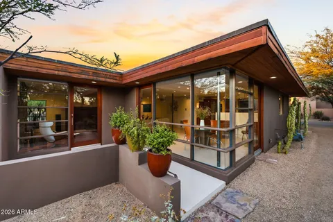 $2,379,999 | 3601 East Stanford Drive, Paradise Valley, AZ 85253