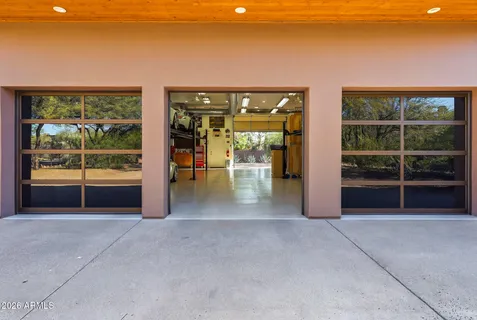 $2,379,999 | 3601 East Stanford Drive, Paradise Valley, AZ 85253