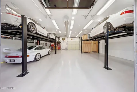 $2,379,999 | 3601 East Stanford Drive, Paradise Valley, AZ 85253