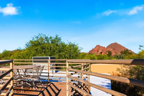 $2,379,999 | 3601 East Stanford Drive, Paradise Valley, AZ 85253