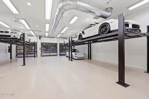 $2,379,999 | 3601 East Stanford Drive, Paradise Valley, AZ 85253