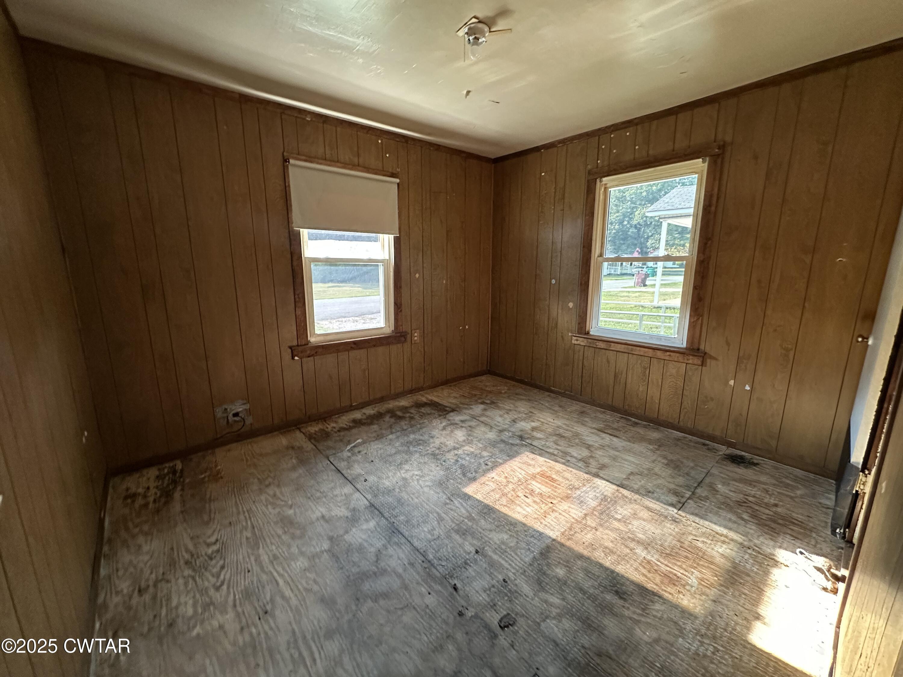 3016 Terry Street Milan, TN 38358 - Photo 9 of 16 a view of an empty room with a window