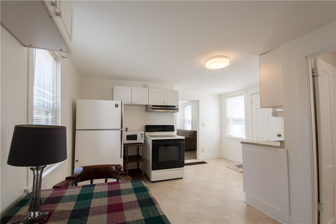 1778 West Main Road Middletown, RI 02842 - Photo 17 of 40