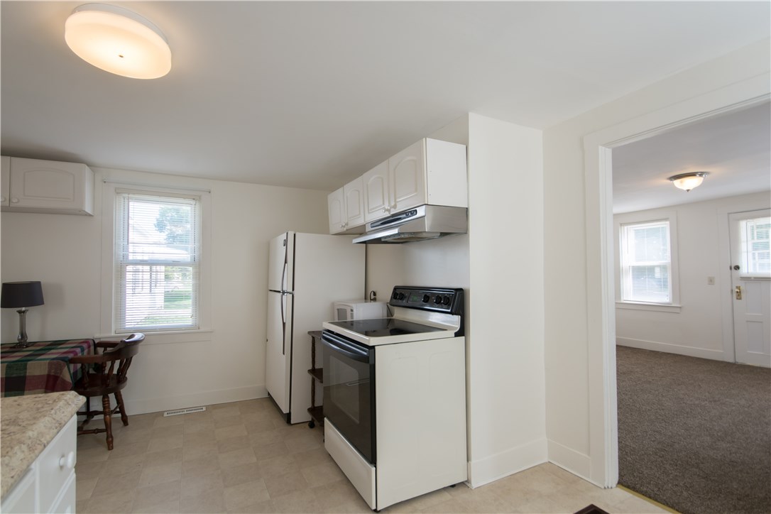 1778 West Main Road Middletown, RI 02842 - Photo 26 of 40