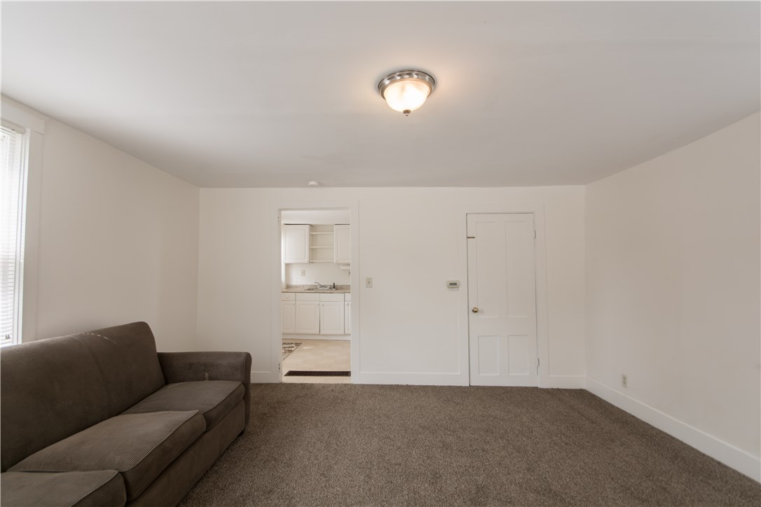 1778 West Main Road Middletown, RI 02842 - Photo 33 of 40