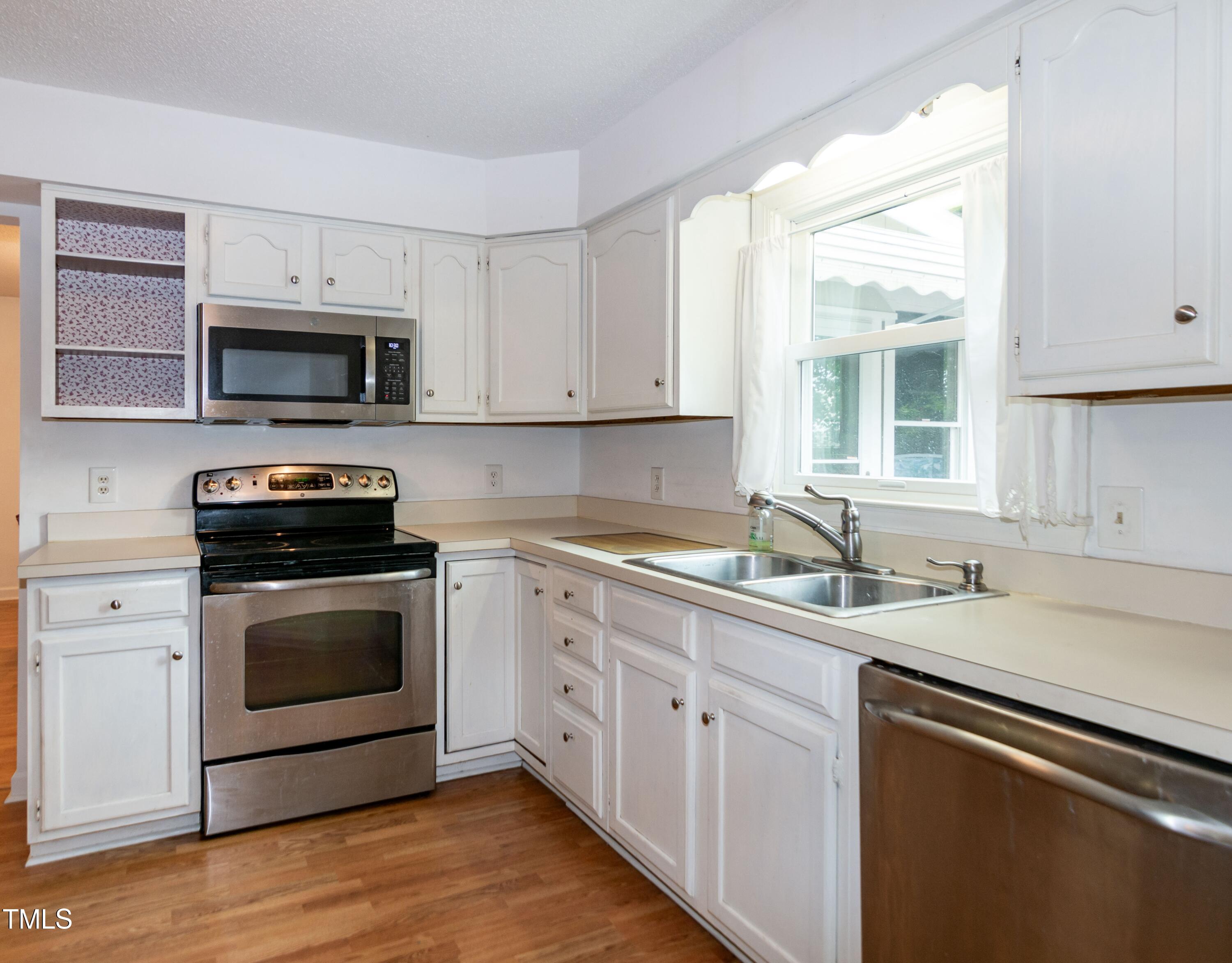 806 Temple Street Raleigh, NC 27609 - Photo 9 of 33 New kit pic