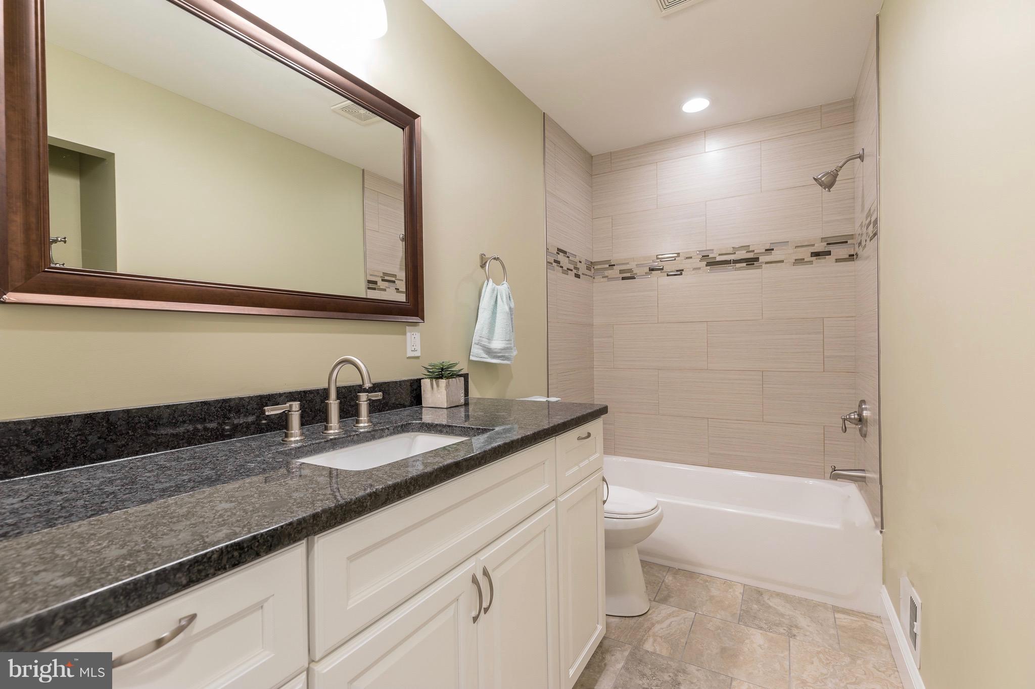 4307 Havelock Road Lanham, MD 20706 - Photo 14 of 29 Bath (Master)