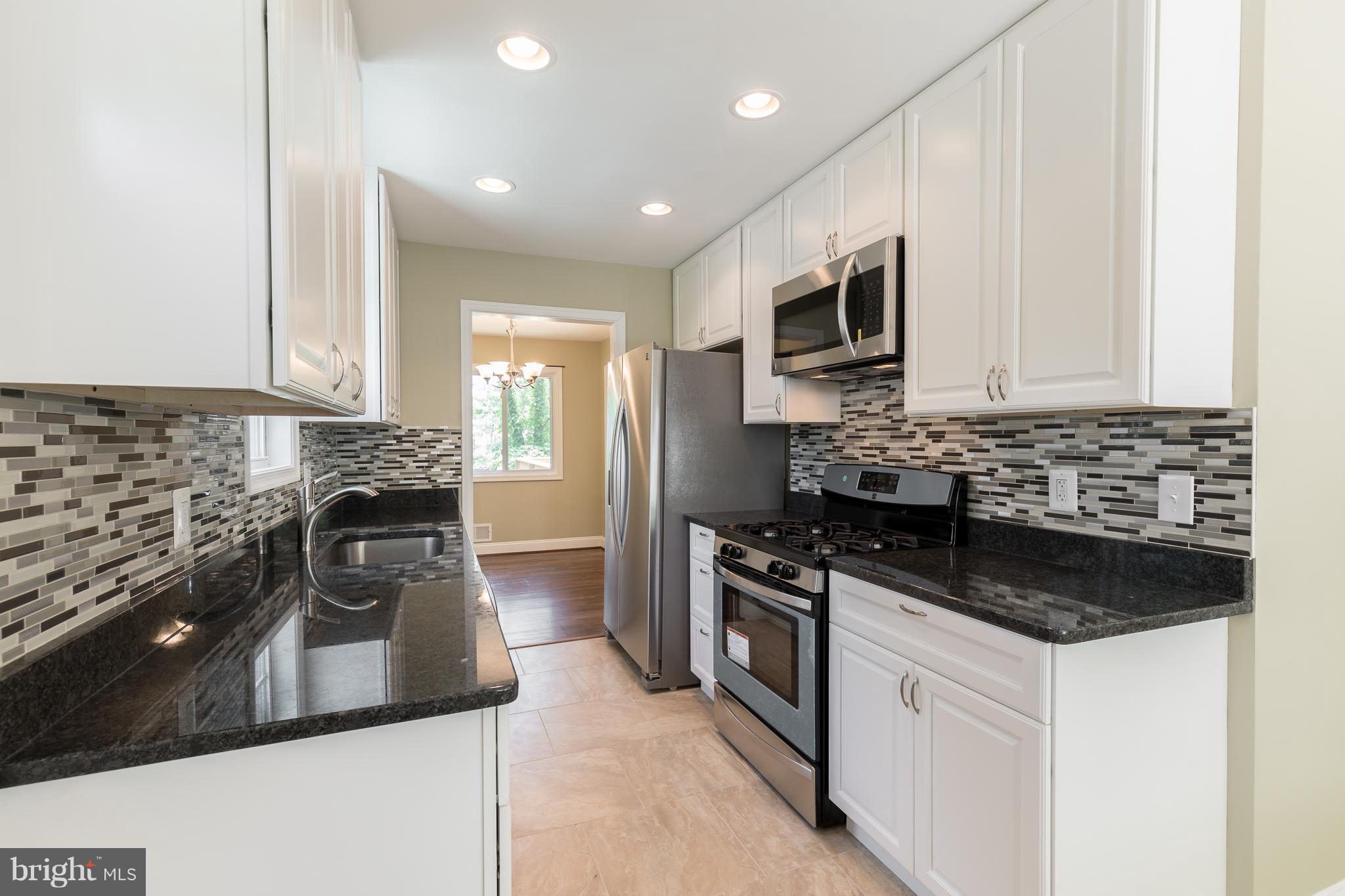 4307 Havelock Road Lanham, MD 20706 - Photo 3 of 29 Kitchen