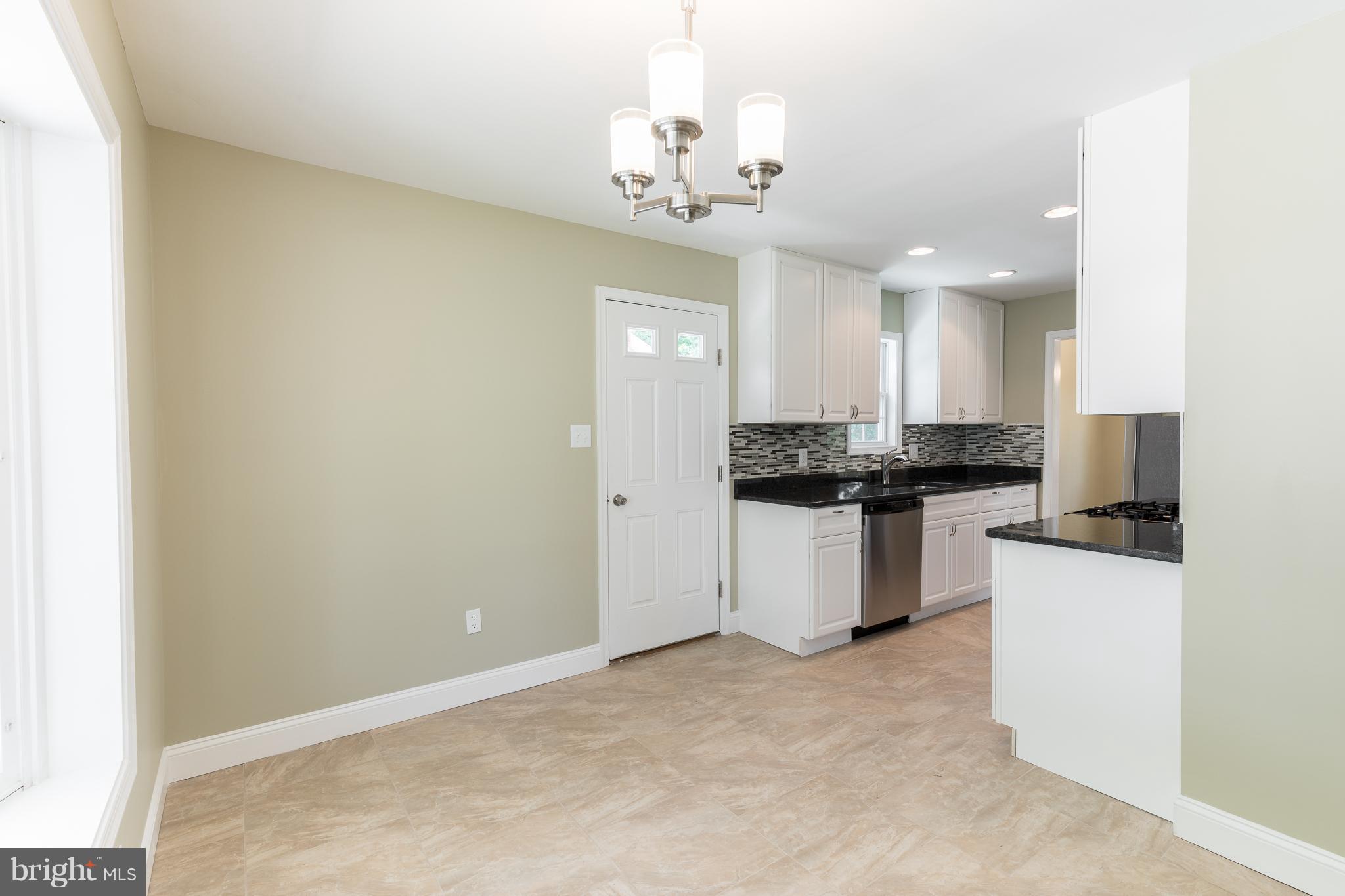 4307 Havelock Road Lanham, MD 20706 - Photo 4 of 29 Kitchen