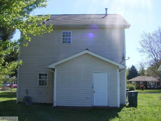 3112 Fieldale Road Greensboro, NC 27406 - Photo 4 of 11 Exterior Back.
