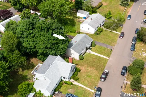 $390,000 | 25 Harrison Drive, Hamden, CT 06514