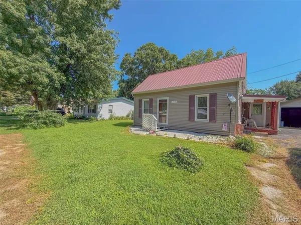 $90,000 | 170 Church Street, New Canton, IL 62356