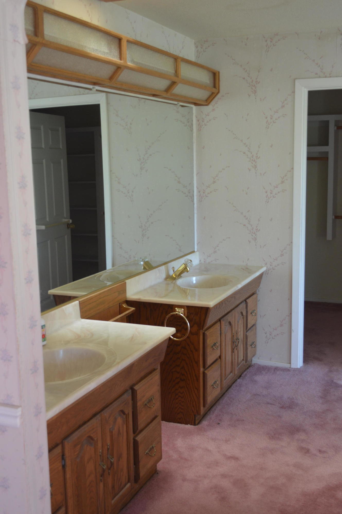 30049 Shingletown Ridge Road Shingletown, CA 96088 - Photo 13 of 28 Master Bathroom