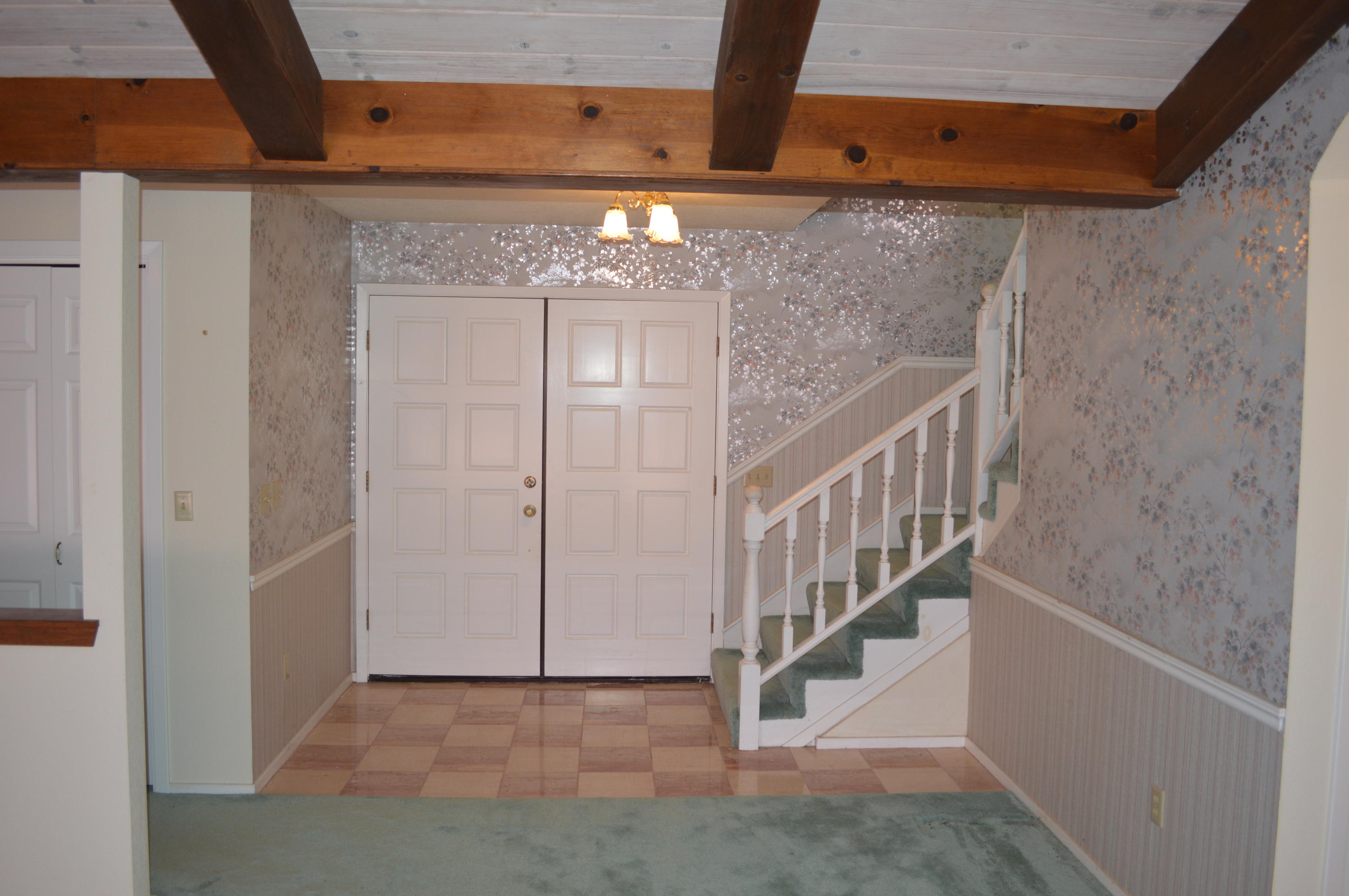30049 Shingletown Ridge Road Shingletown, CA 96088 - Photo 10 of 28 Foyer of Home