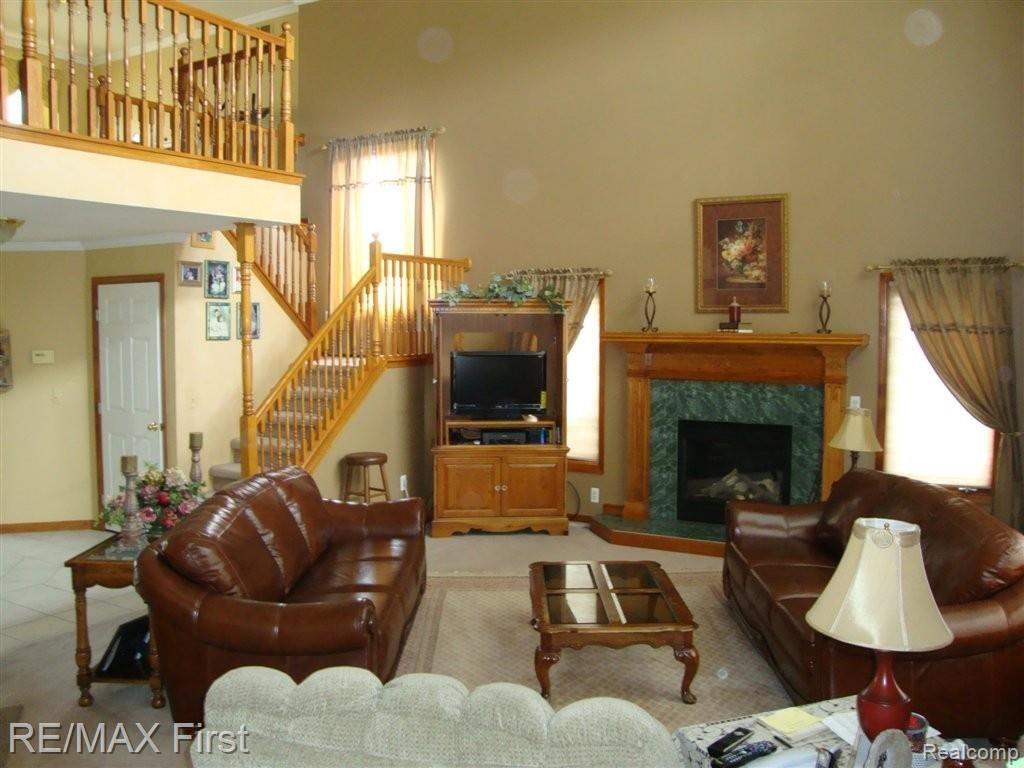 41855 Hayes Road Sterling Heights, MI 48313 - Photo 4 of 29 DSC03544.JPG