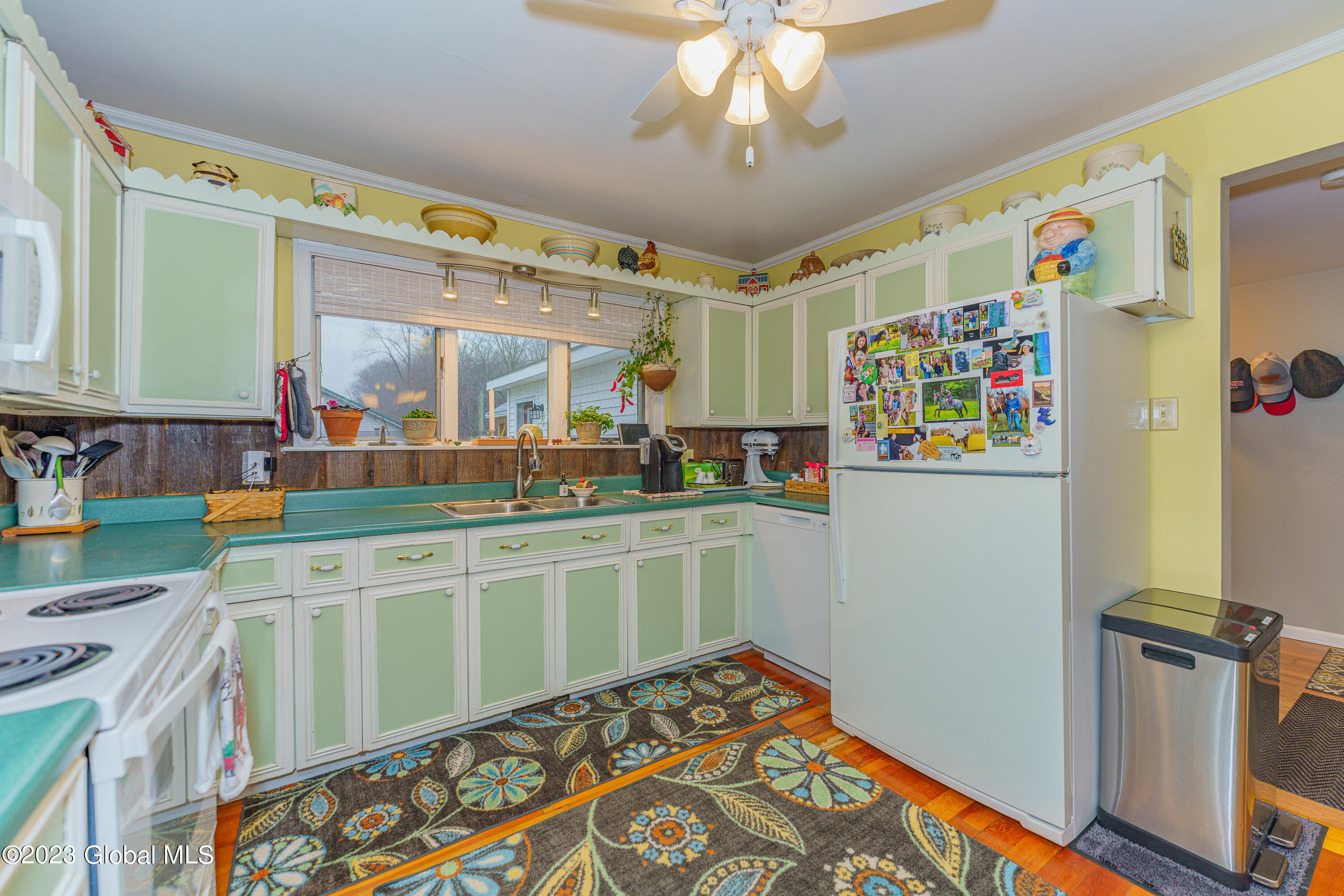 357 Hop City Road Ballston, NY 12020 - Photo 21 of 61 3 Kitchen 2