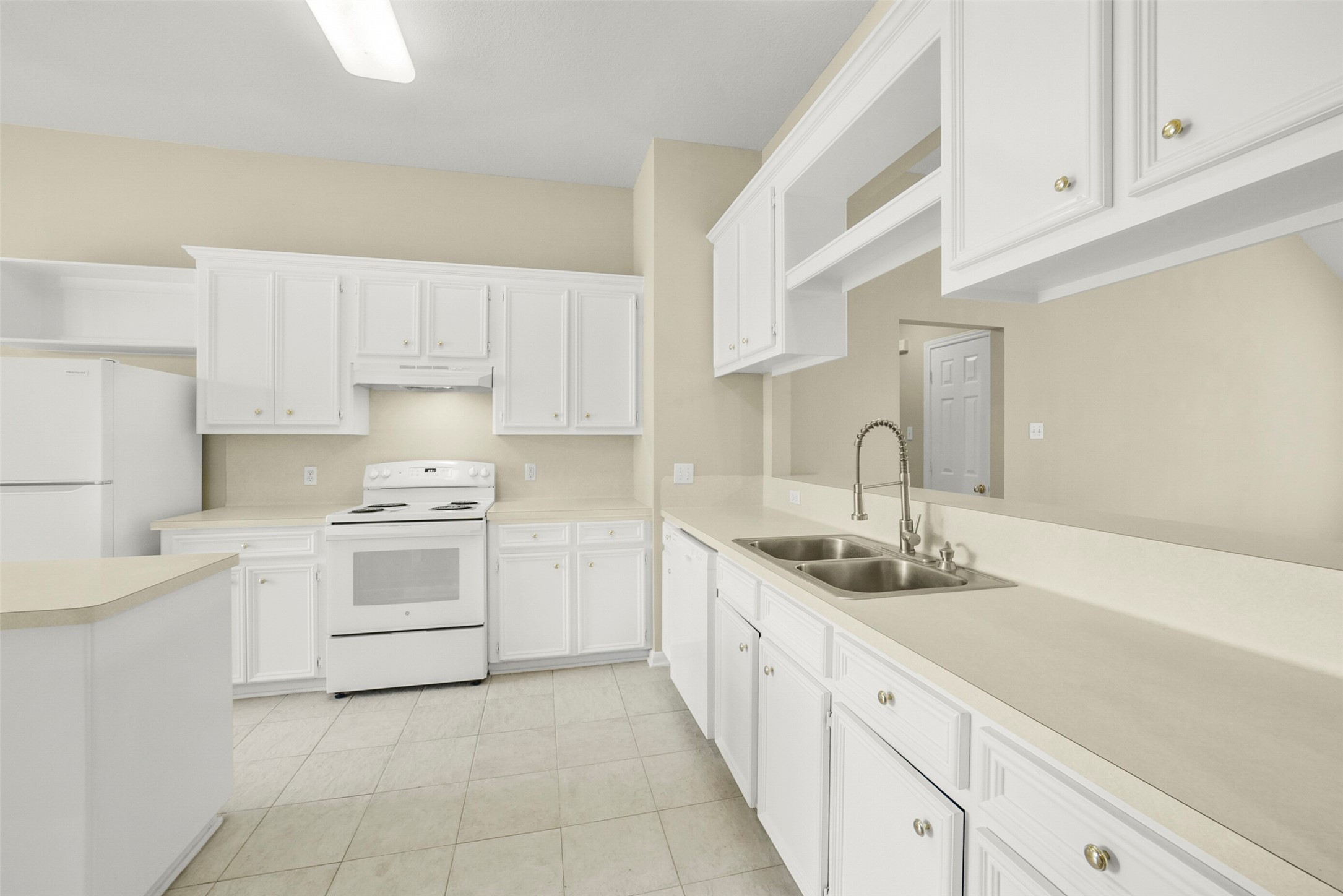 1748 Hazelwood Street Conroe, TX 77301 - Photo 14 of 33