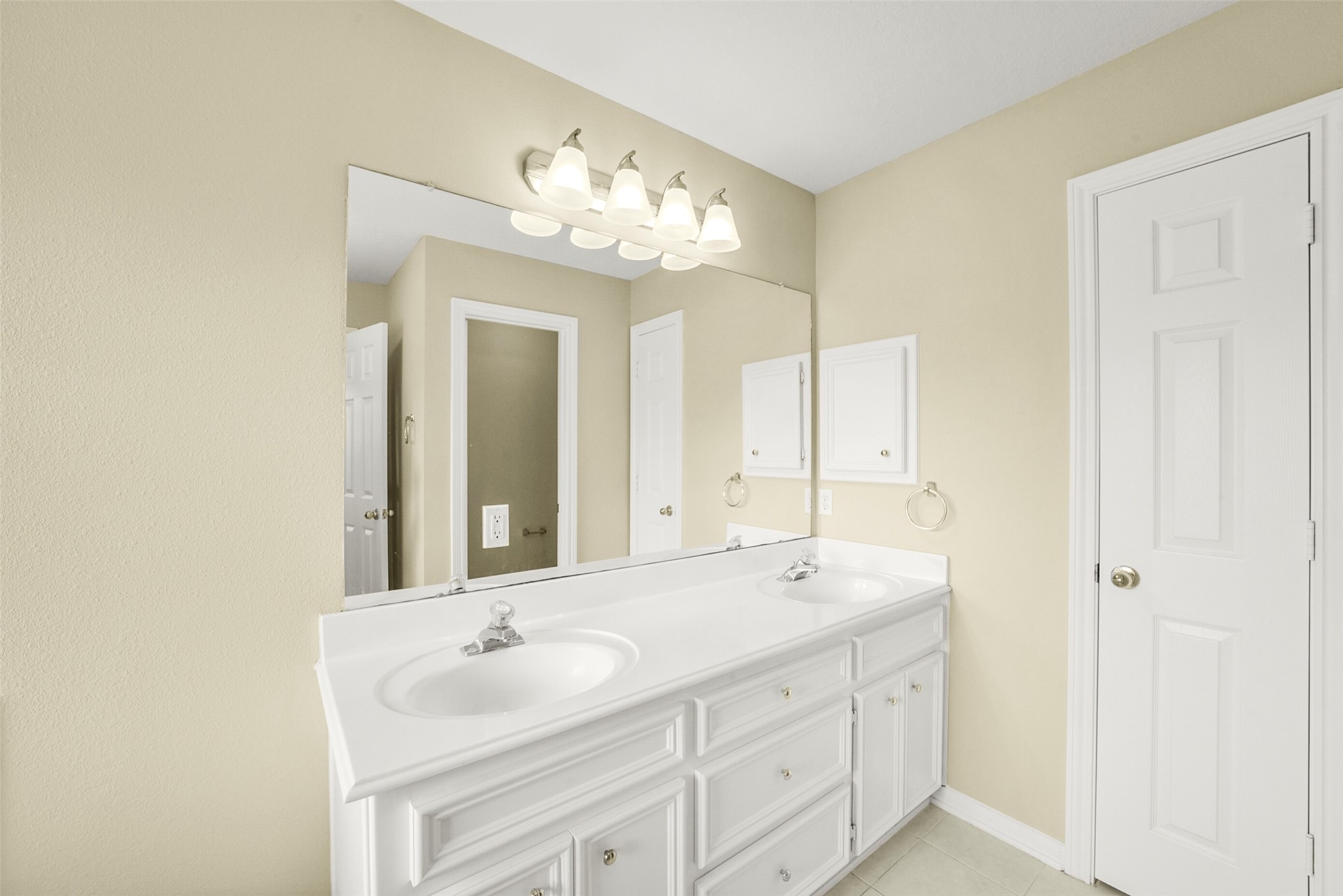 1748 Hazelwood Street Conroe, TX 77301 - Photo 19 of 33