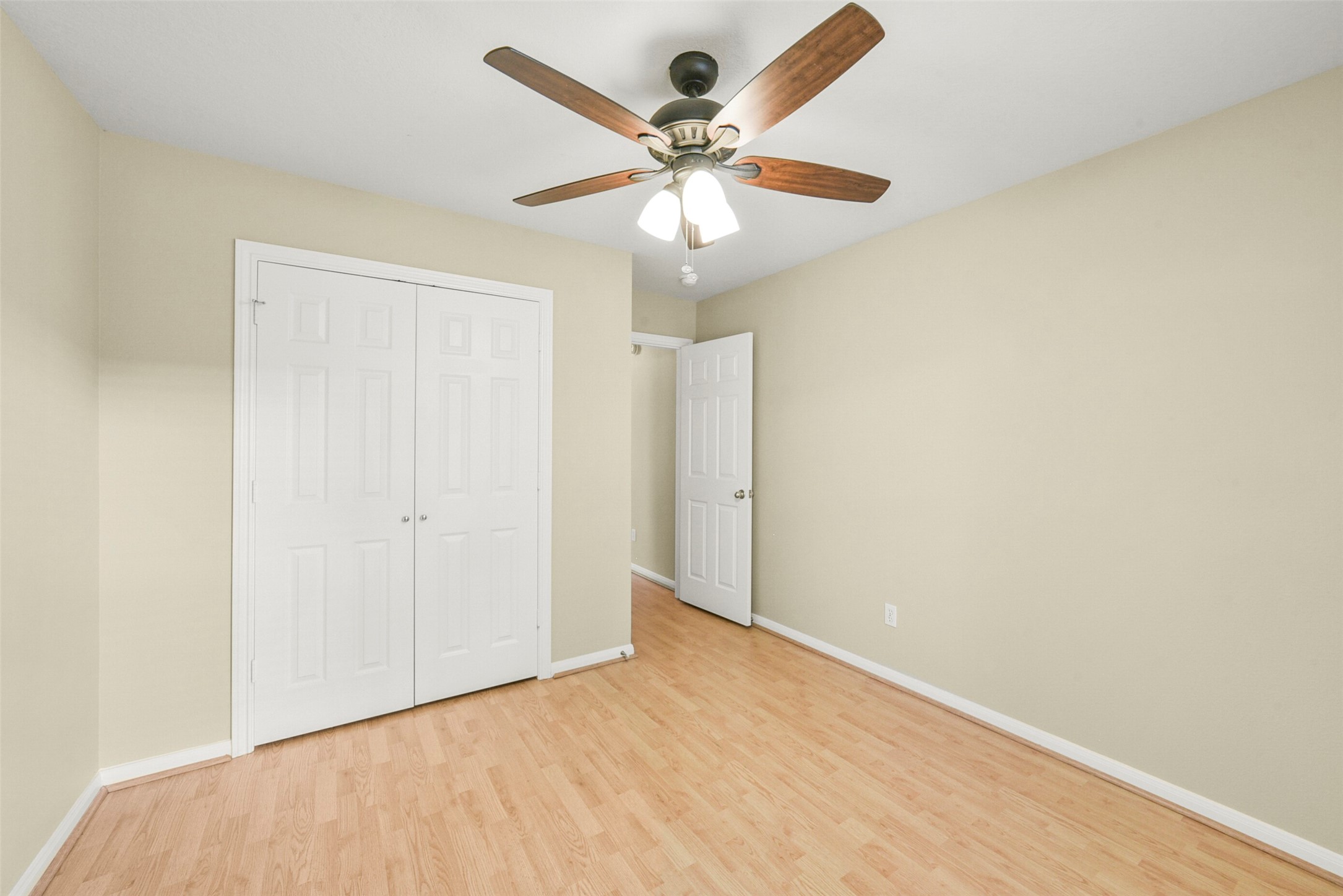 1748 Hazelwood Street Conroe, TX 77301 - Photo 29 of 33