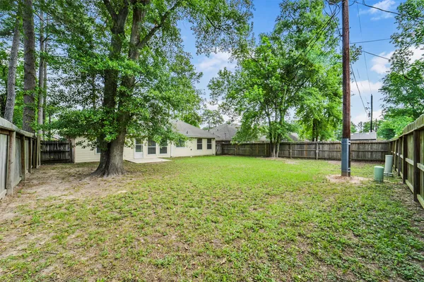 $239,900 | 1748 Hazelwood Street, Conroe, TX 77301